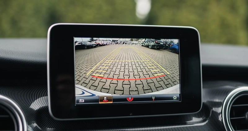 Mercedes-Benz Klasa V cena 166990 przebieg: 95990, rok produkcji 2017 z Działoszyce małe 742